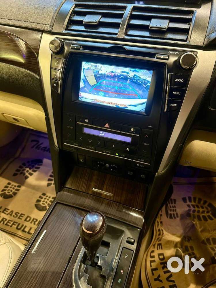 Toyota Camry 2.5 Hybrid, 2016