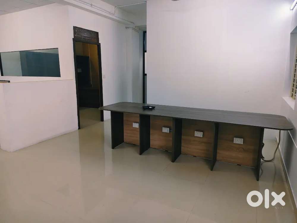 1650 Sq ft Fully Furnished office available for Rent near Andolana Cer