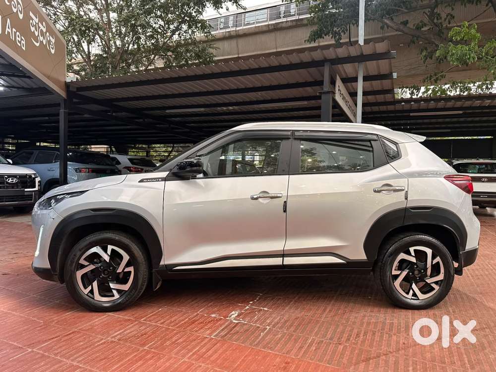Nissan Magnite 1.0 Xv Turbo Cvt, 2022, Petrol