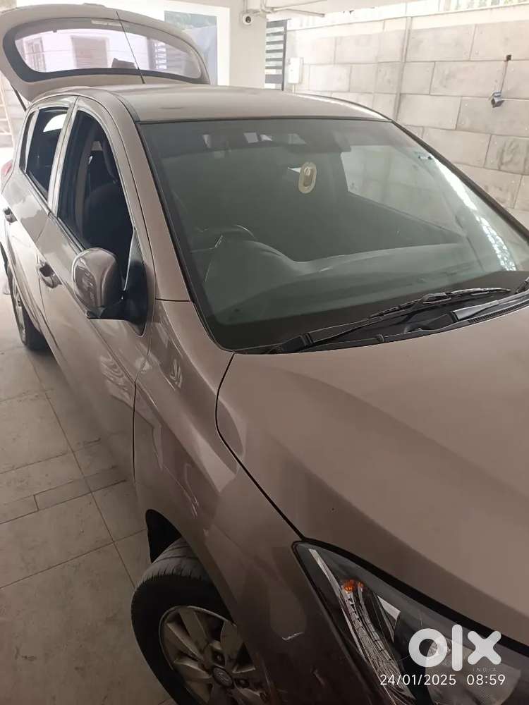 Hyundai I20 Sportz 2012