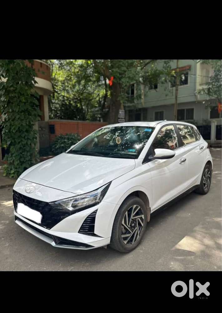 Hyundai New I20 1.2 Asta (o) Ivt, 2024, Petrol