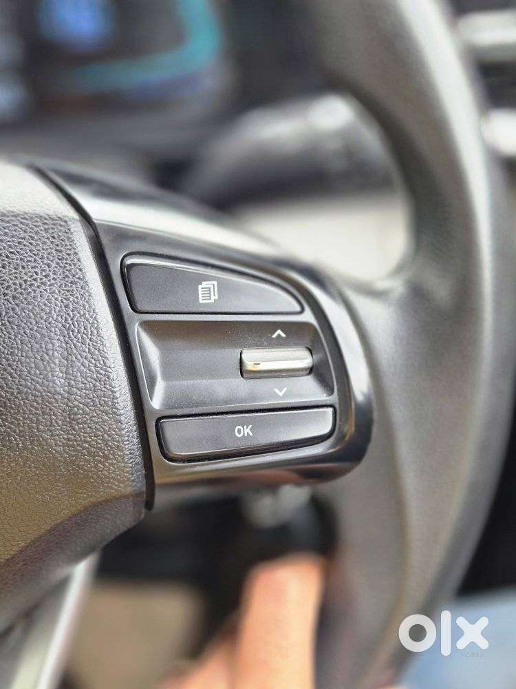 Hyundai Venue S 1.2 Petrol, 2023, Petrol