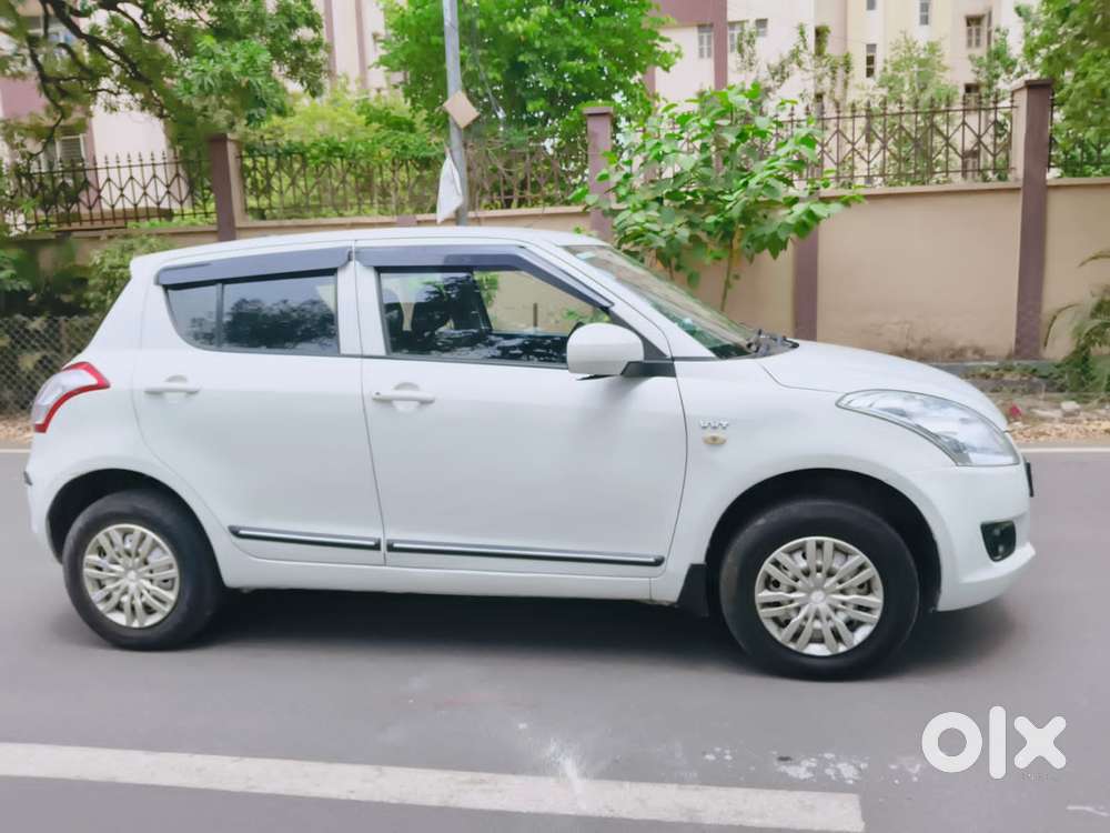 Maruti Suzuki Swift Lxi, 2014, Petrol