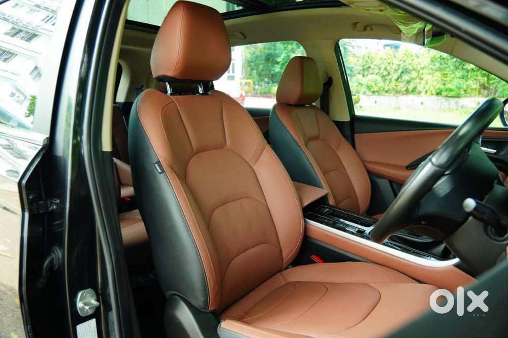 Mg Hector Plus Savvy Pro 1.5 Turbo Petrol Cvt 6 Str, 2023, Petrol