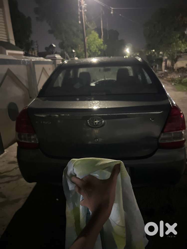 Toyota Etios Petrol 2013