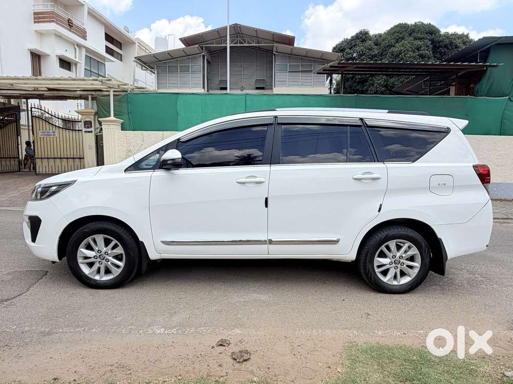 Toyota Innova Crysta 2.4 G Mt, 2018, Diesel
