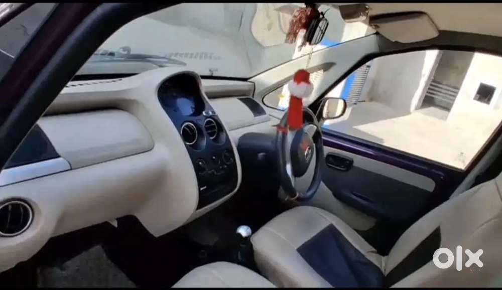 Fully Sealed Luxury Car