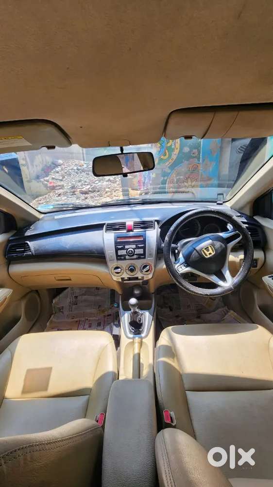 Honda City Hybrid 2013