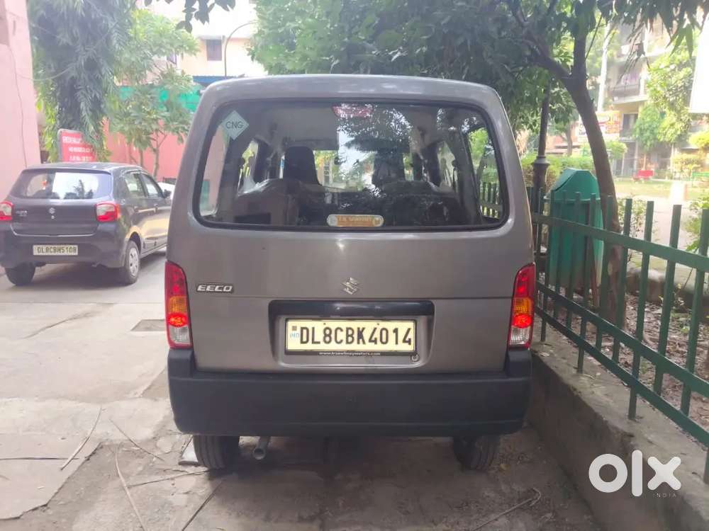 Maruti Suzuki Eeco 2025 Cng & Hybrids 1300 Km Driven