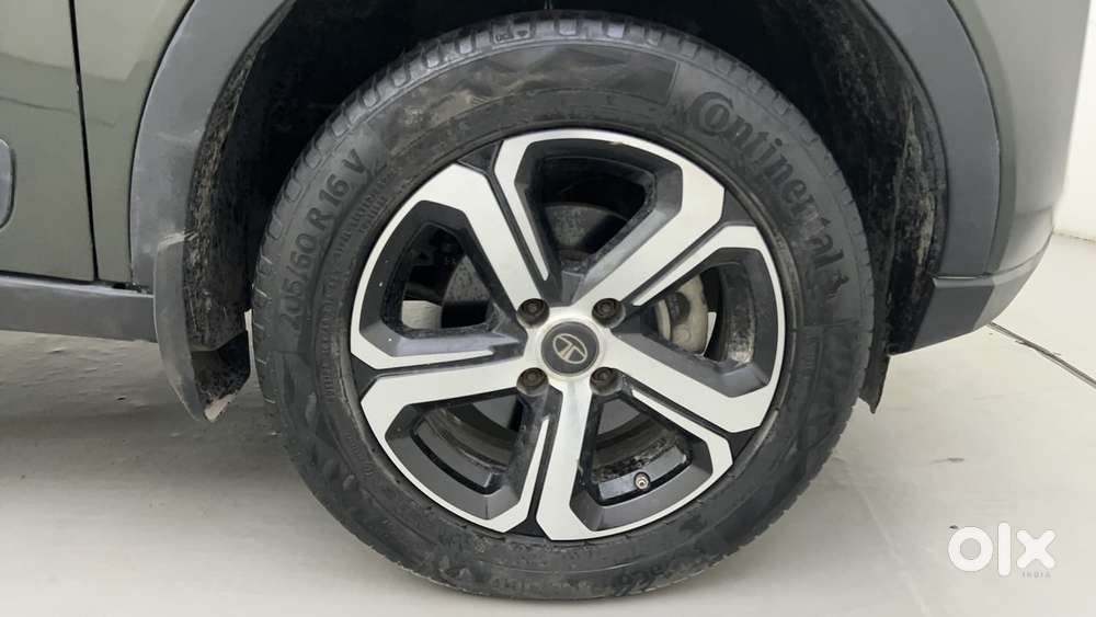 Tata Nexon 1.5 Revotorq Xma Amt (s), 2021, Diesel