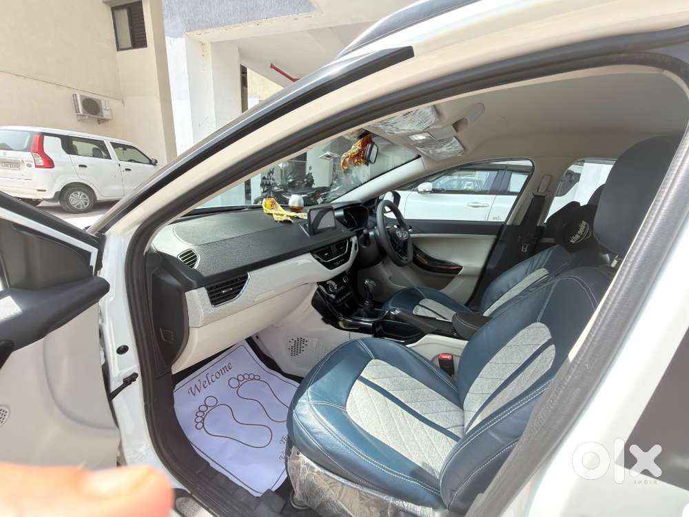 Nexon Xz+ Mint Condition White