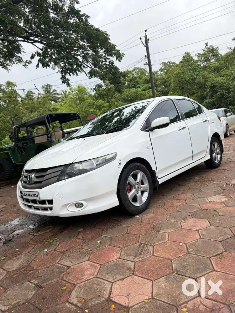 Honda City Exclusive Petrol 2010