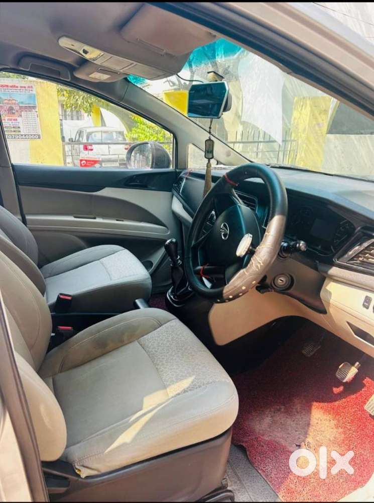 Mahindra Marazzo M2, 2019, Diesel