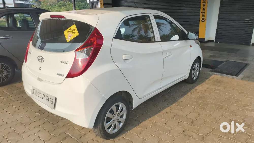 Hyundai Eon 2011 Petrol Well Maintained