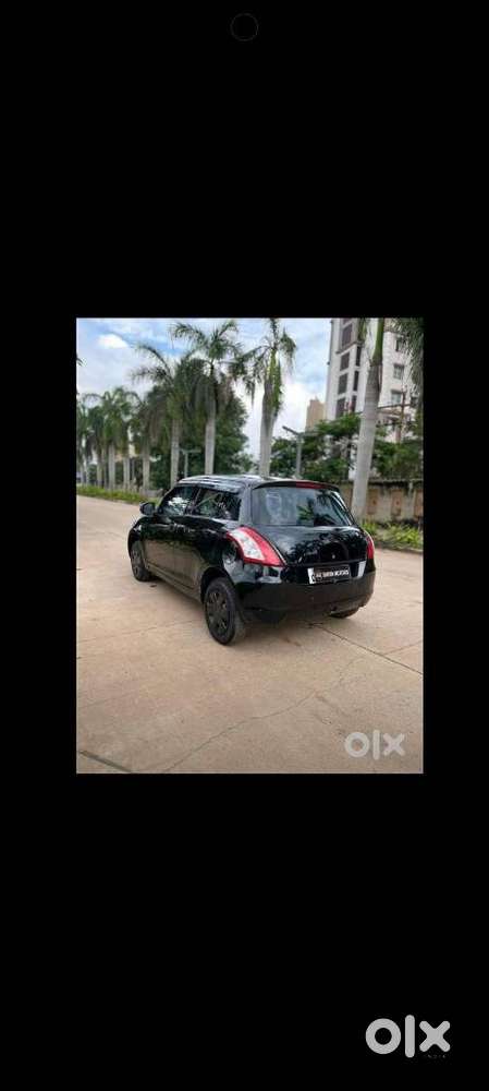 Maruti Suzuki Swift Vxi + Manual, 2016, Petrol