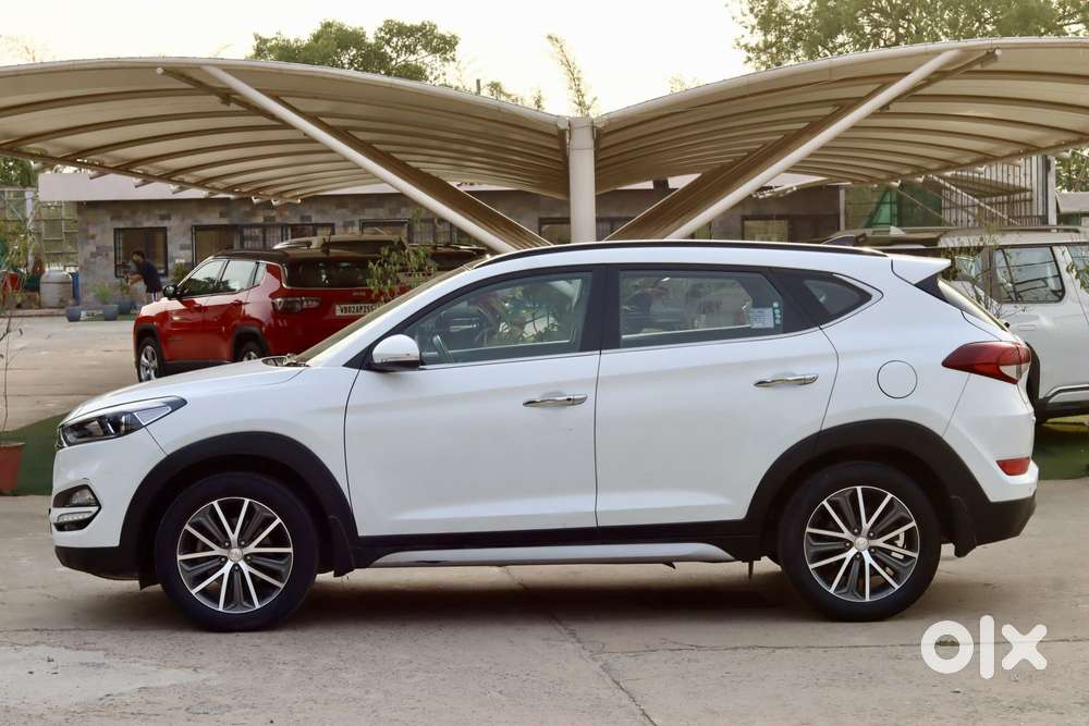 Hyundai Tucson [ ] 2.0 Gl (o) 2wd At Petrol, 2020, Petrol