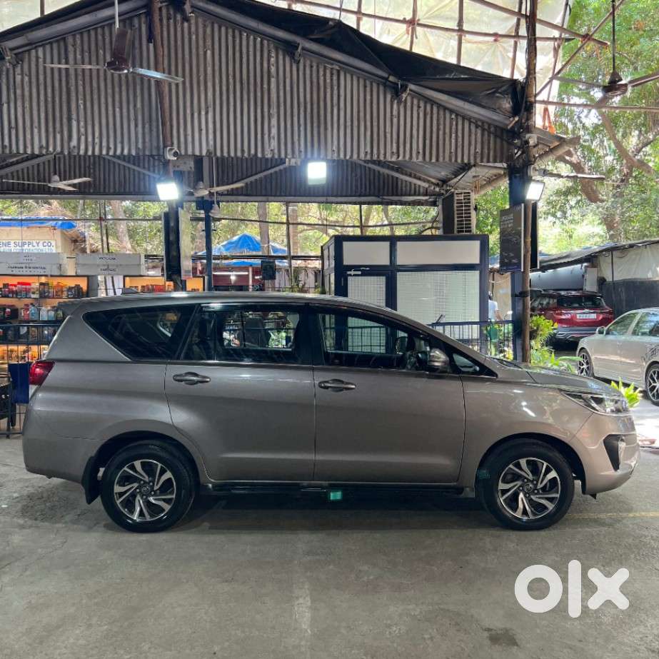 Toyota Innova Crysta [2020-ongoing] 2.4 Gx 7 Str, 2021, Diesel