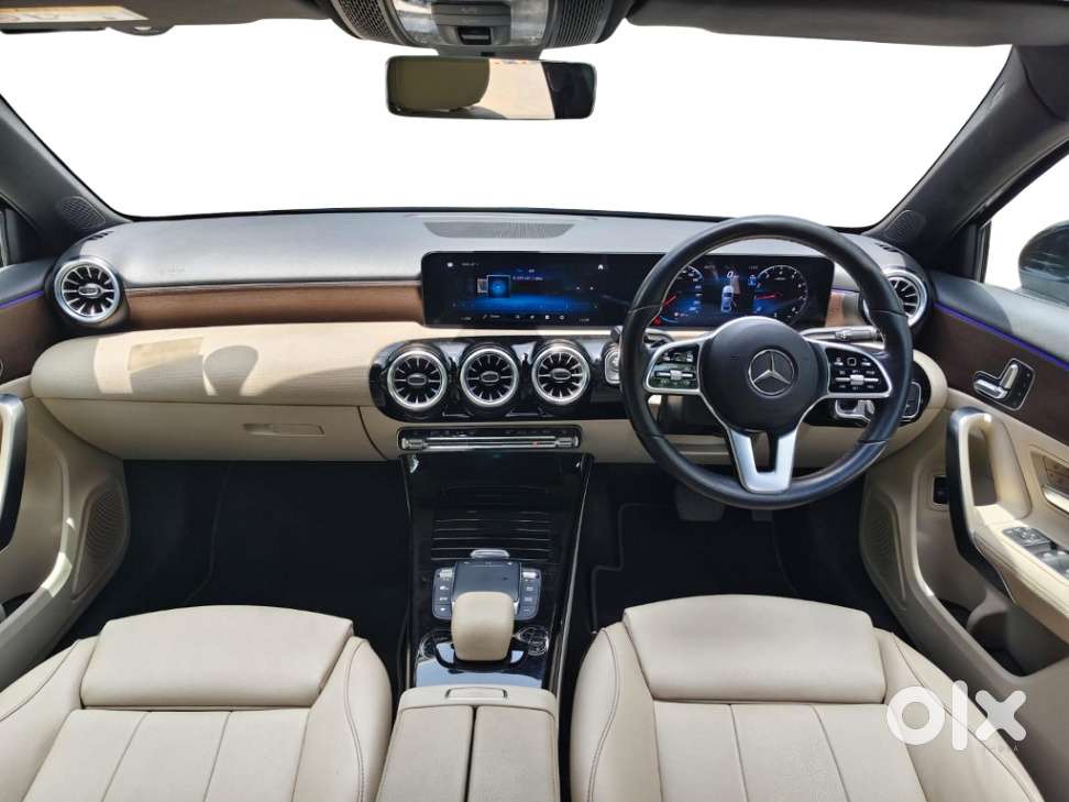 Mercedes-benz A-class Limousine 1.3 A 200, 2023, Petrol