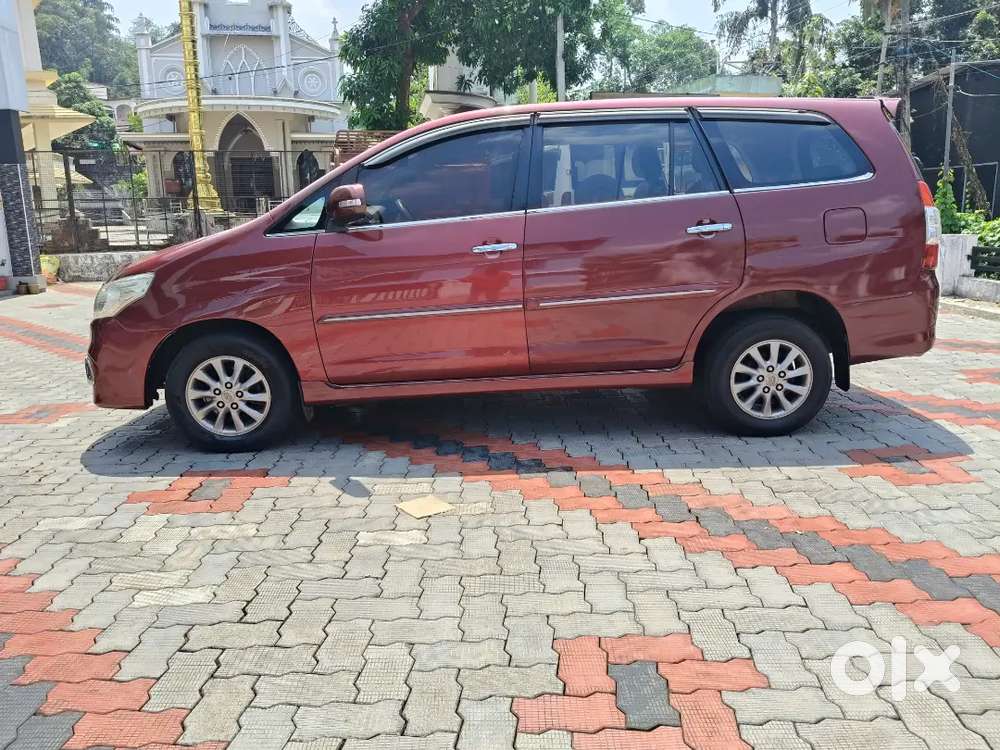 Toyota Innova 2012 Original Kerala
