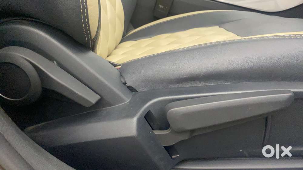 Tata Altroz Xz, 2020, Petrol