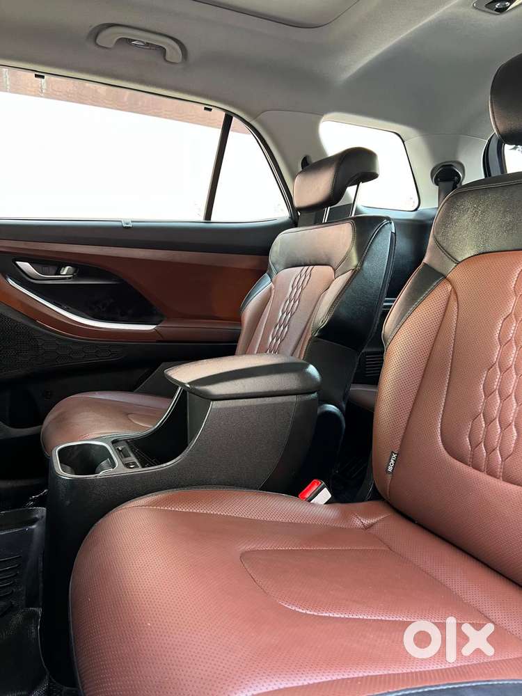 Hyundai Alcazar 1.5 Signature Diesel Mt 6 Str, 2023, Diesel