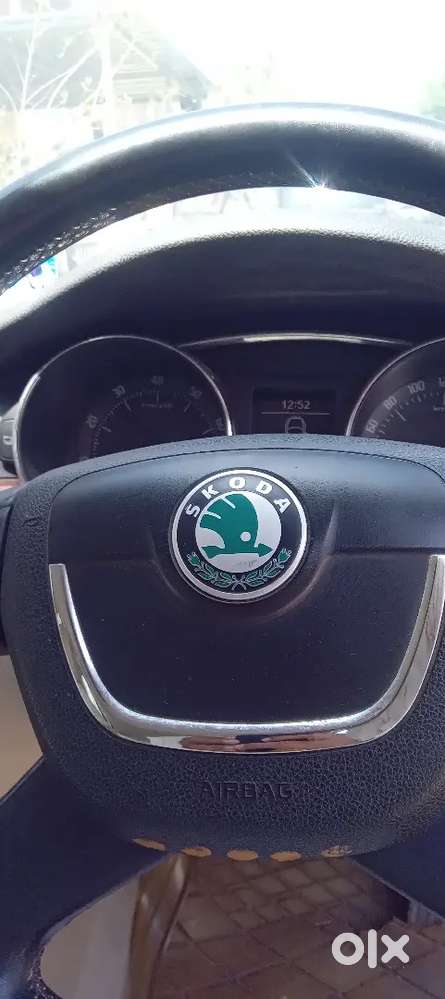 Skoda Superb 2011