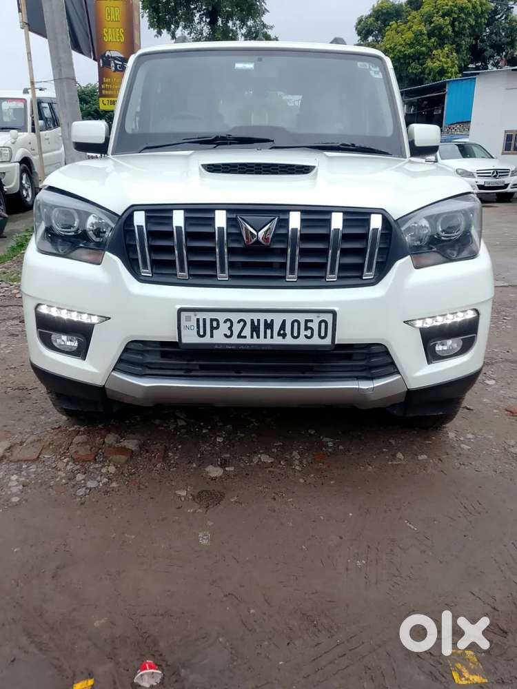 Mahindra Scorpio Classic, 2023, Diesel