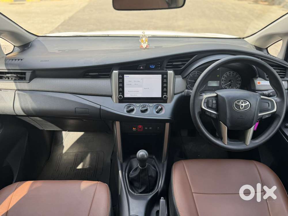 Toyota Innova Crysta [2020-ongoing] 2.4 Gx 7 Str, 2025, Diesel