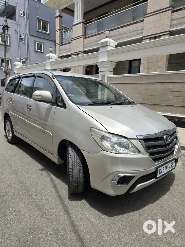 Toyota Innova 2.5 Vx 2013 With Showroom History