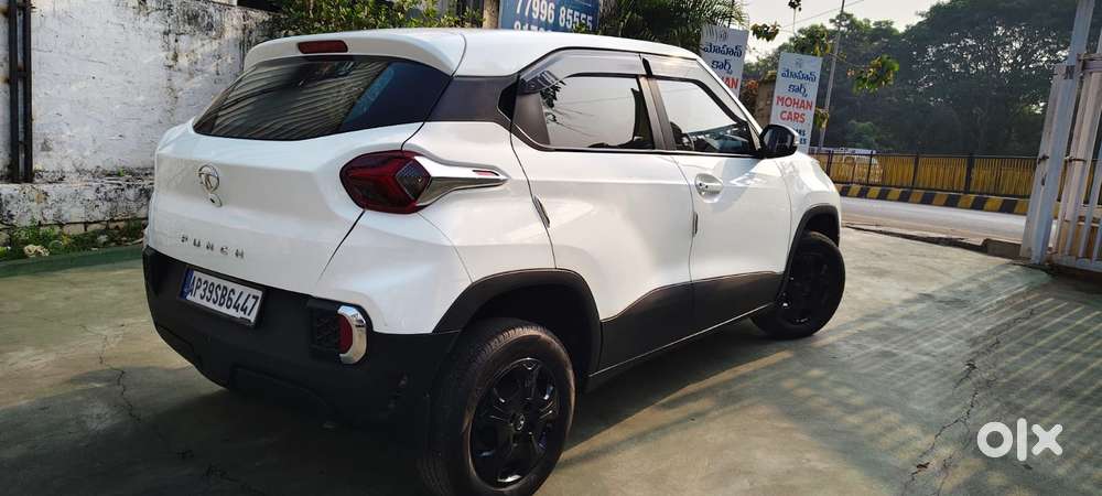 Tata Punch Creative, 2023, Petrol