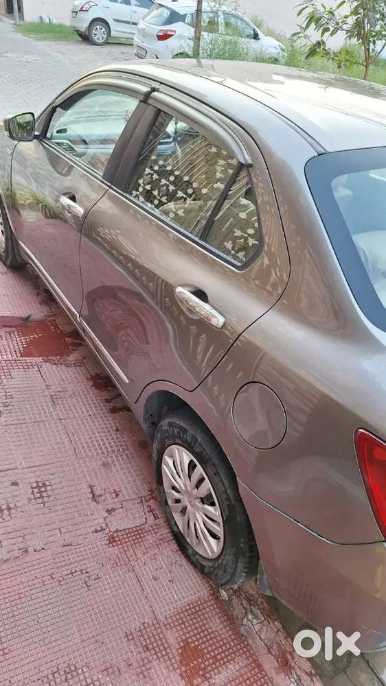 Maruti Suzuki Dzire 2017 Diesel 90000 Km Driven