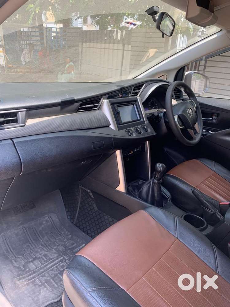 Toyota Innova Crysta 2016 Diesel Well Maintained