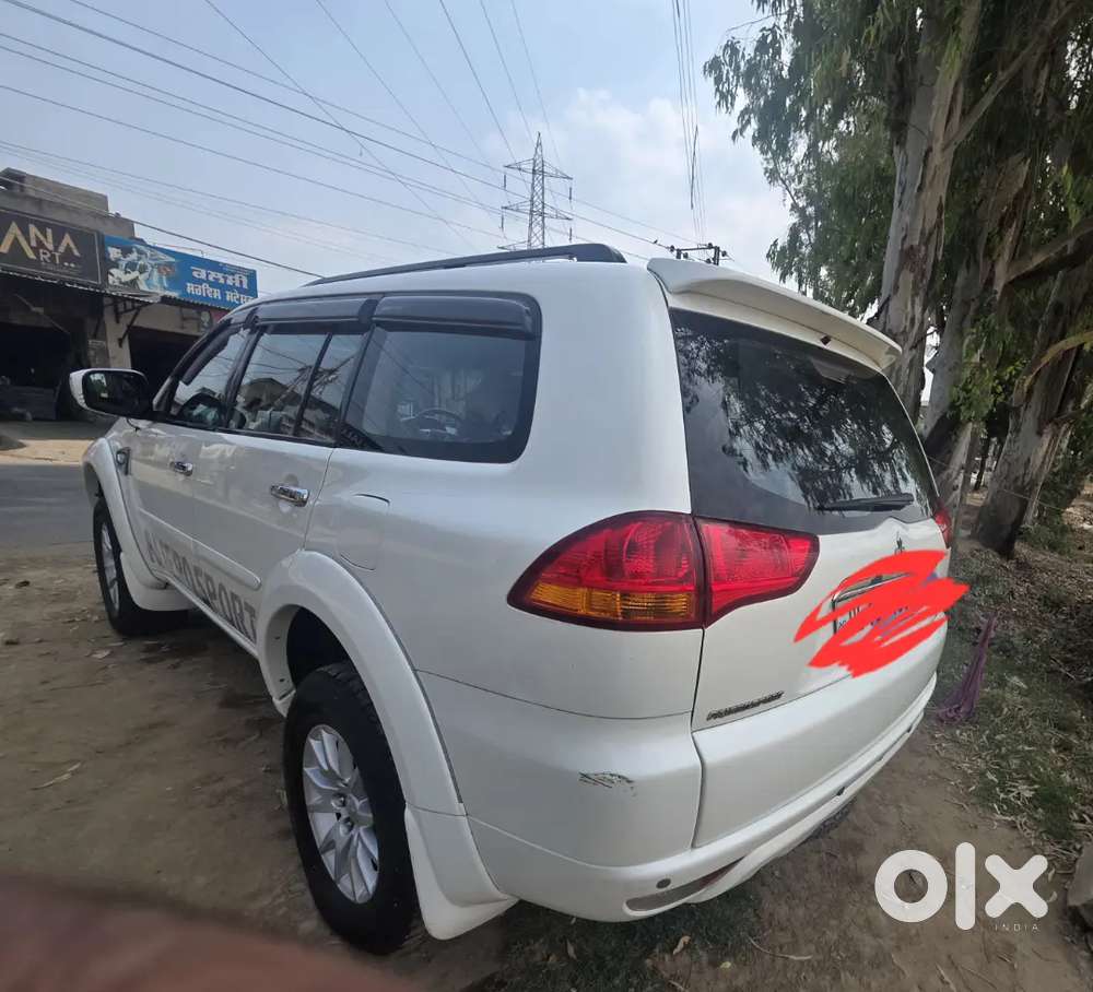 Mitsubishi Pajero Sport 2014 Diesel 118000 Km Driven