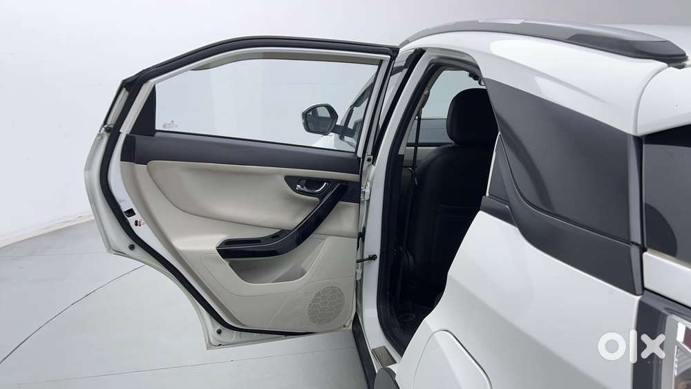Tata Nexon 1.2 Revotron Xz Plus (s), 2023, Petrol