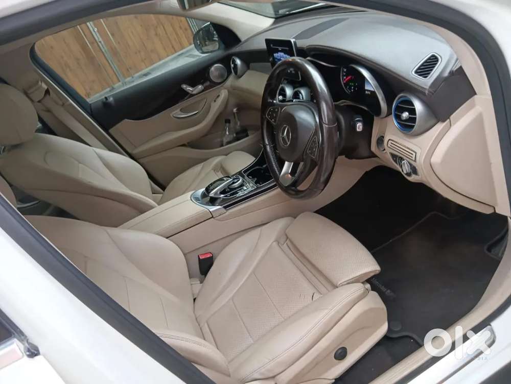 Mercedes-benz Glc Class Progressive 300, 2017, Petrol