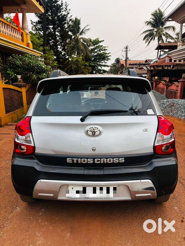 Toyota Etios Cross 1.2l G, 2015, Petrol