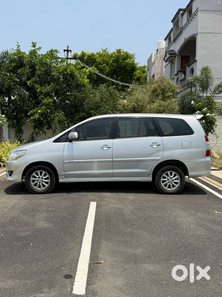 Toyota Innova 2.5 V 7 Str, 2012, Diesel