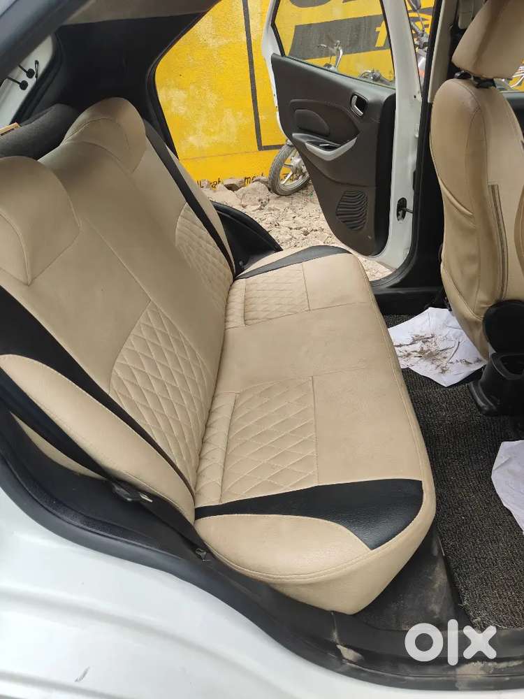 Ford Figo Titanium 2015 Petrol+cng  Rc Updated  92,000 Km