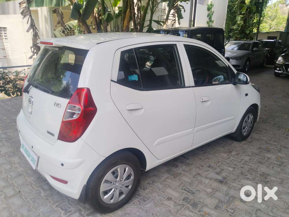 Hyundai I10 Sportz At, 2012, Petrol