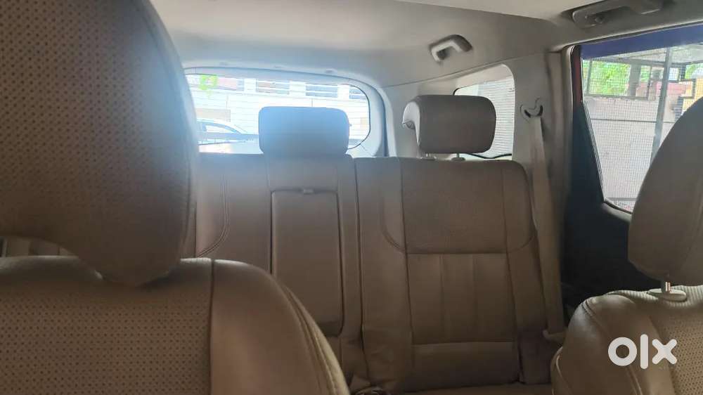 Mahindra Xuv500 2016
