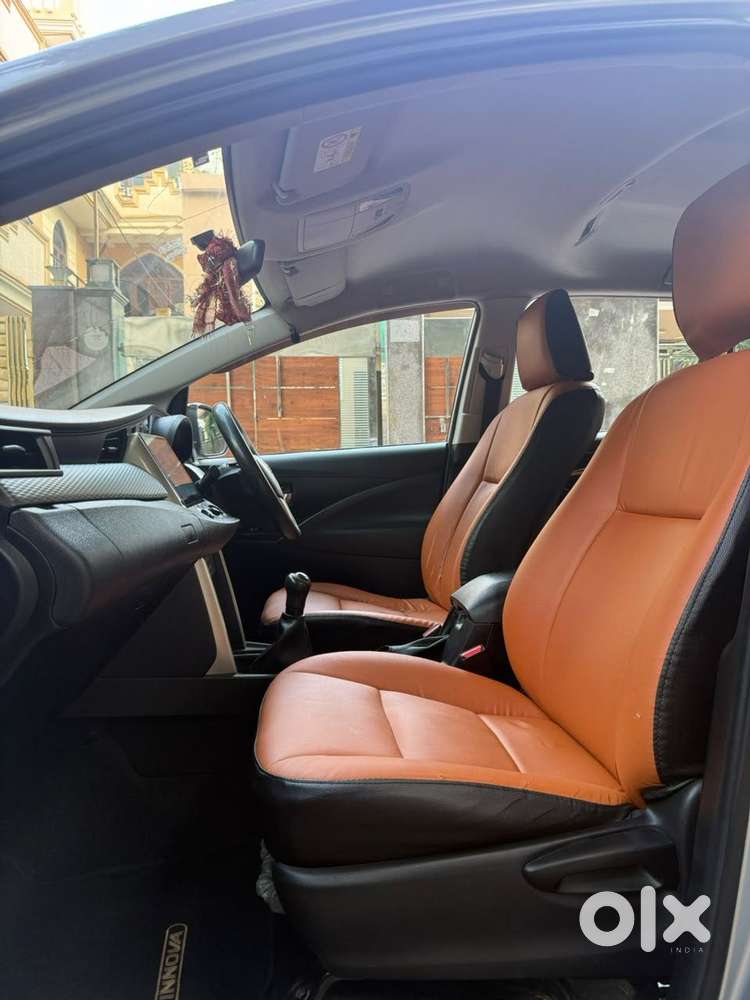Toyota Innova Crysta 2.4 G Mt, 2017, Diesel