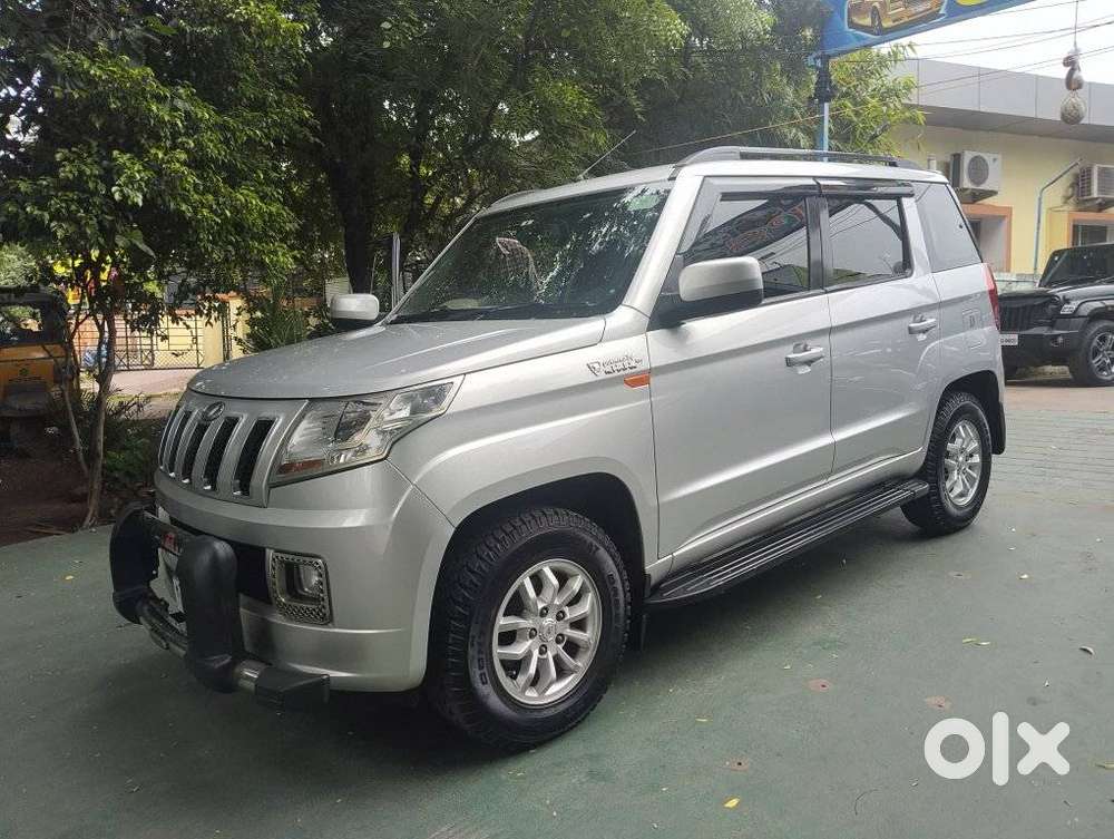Mahindra Tuv 300 T8, 2017, Diesel