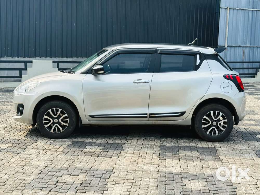 Maruti Suzuki Swift 1.2 Vxi (o), 2021, Petrol