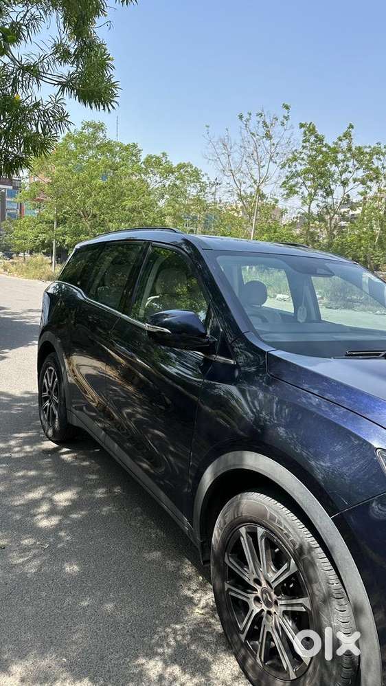 Mahindra Diesel Automatic 2023 Xuv Ax7 8str