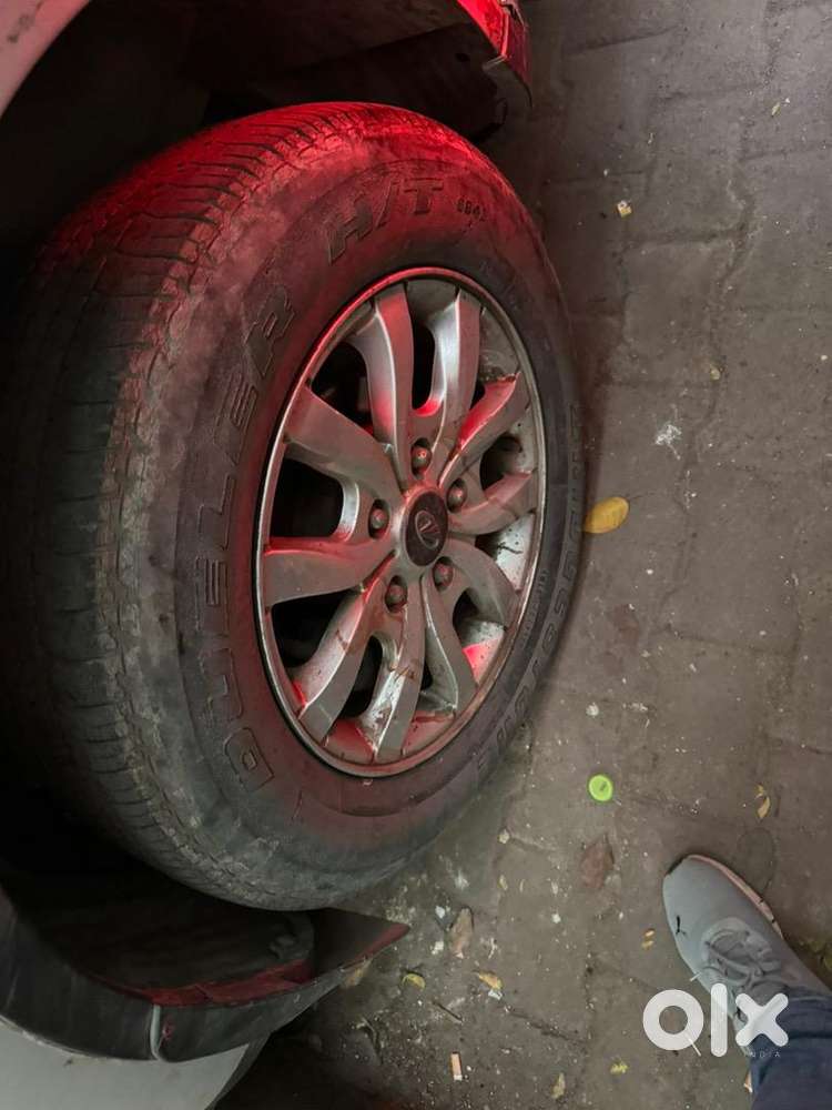 Mahindra Xuv500 2015 Diesel Well Maintained