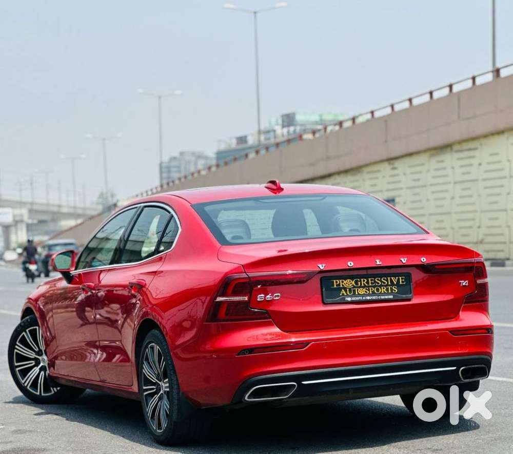 Volvo S60 T4 Inscription, 2022, Petrol