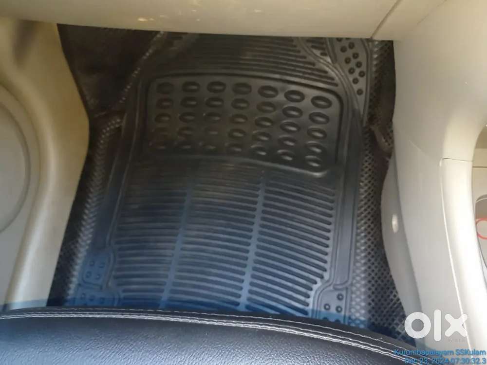 Maruti Suzuki Family Owned Car With First Owner Intact