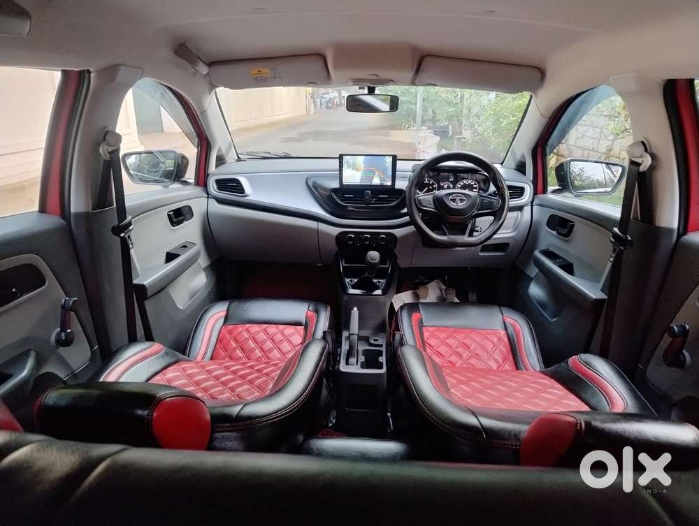Tata Altroz 1.2 Xe, 2021, Petrol