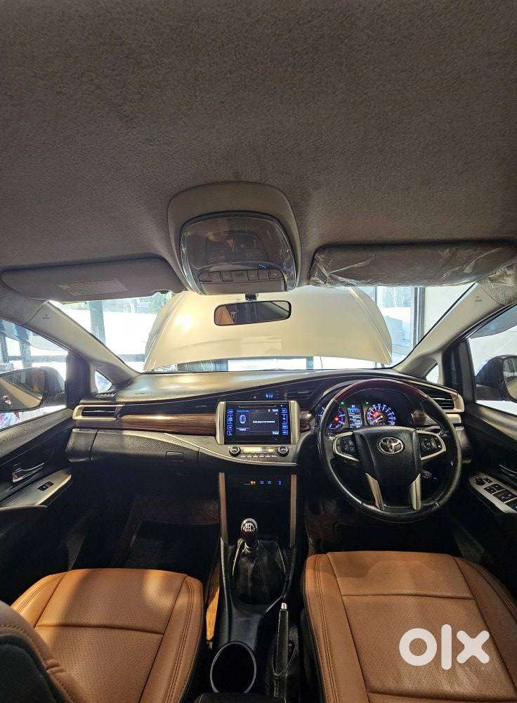 Toyota Innova Crysta Zx 2.4 Diesel 7 Seater, 2016, Diesel