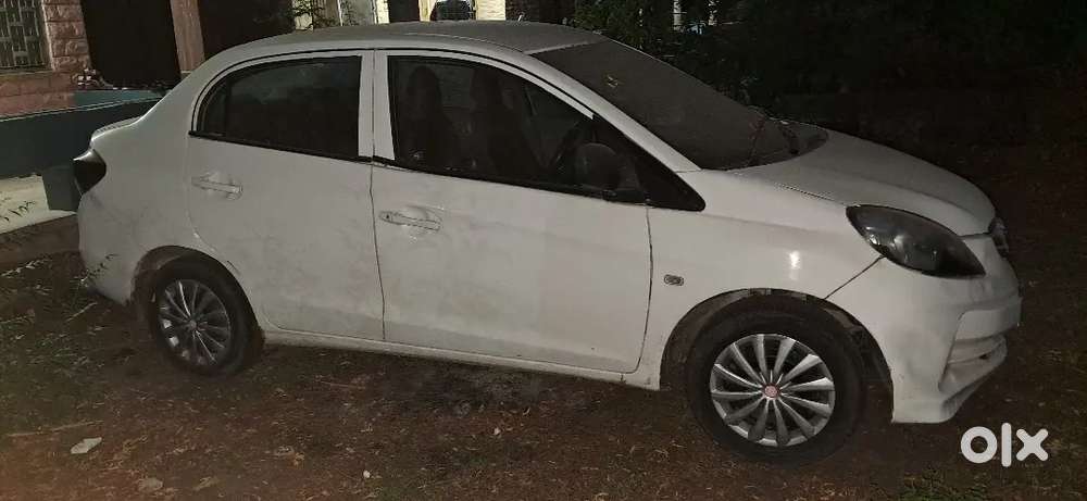 Honda Amaze 2015 Diesel Well Maintained